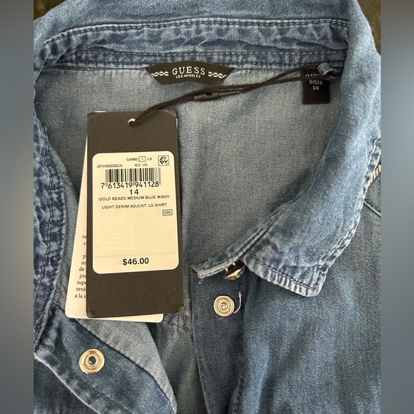 Guess long sleeve denim button up shirt with logo stitch details! - Picture 2 of 4